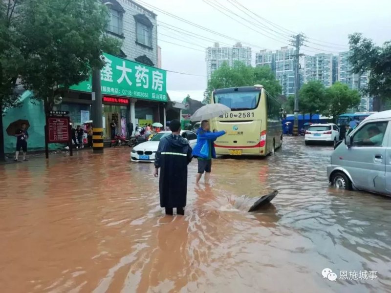 药品零售经营监督管理办法：如何确保药店合法合规运营？
